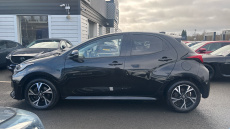 Toyota Yaris 1.5 Hybrid Design 5dr CVT Hybrid Hatchback